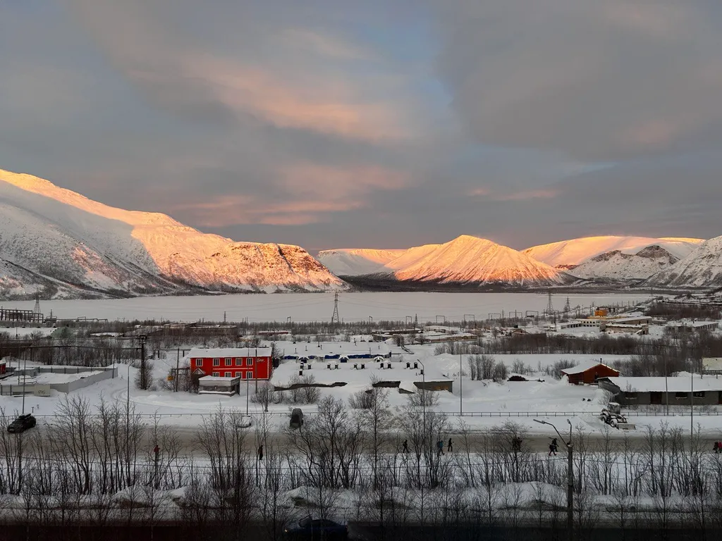 Двухкомнатная квартира рядом со склоном