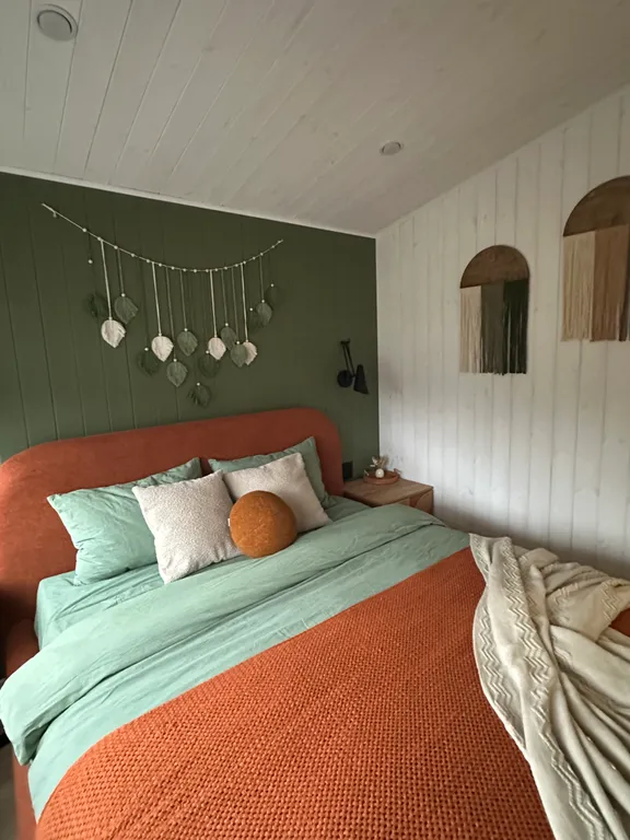 Дом на опушке леса с баней и чаном