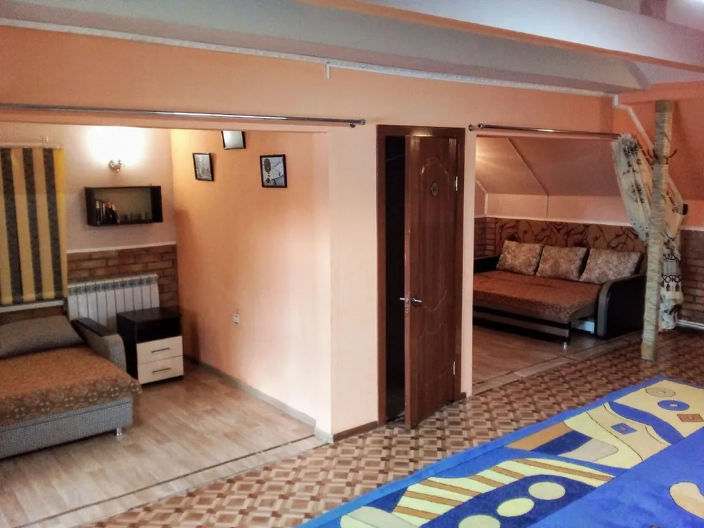 5-комнатный Дом