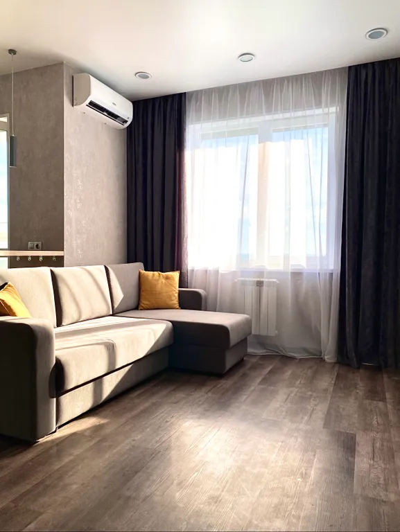 Стильная, просторная студия 50 оттенков серого