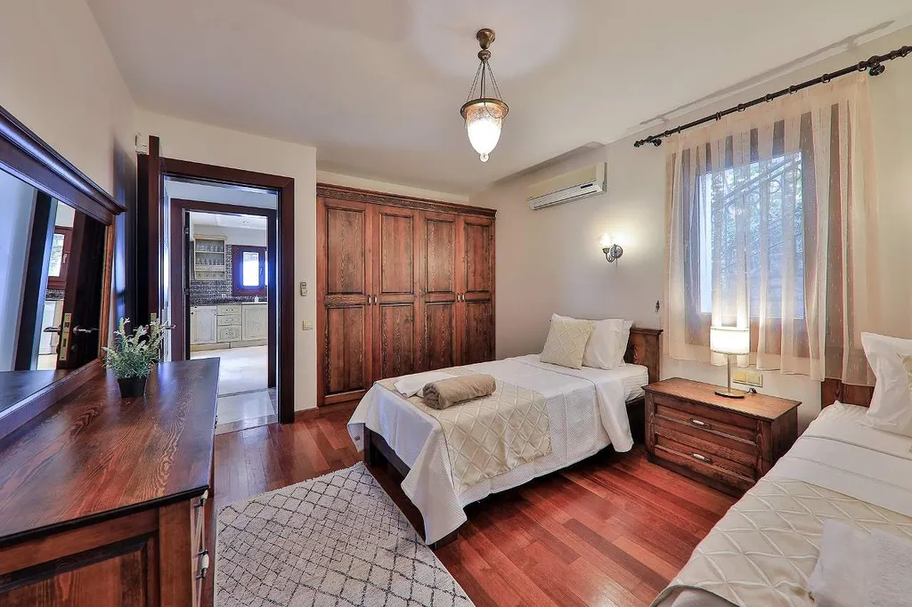 Вилла с видом на море