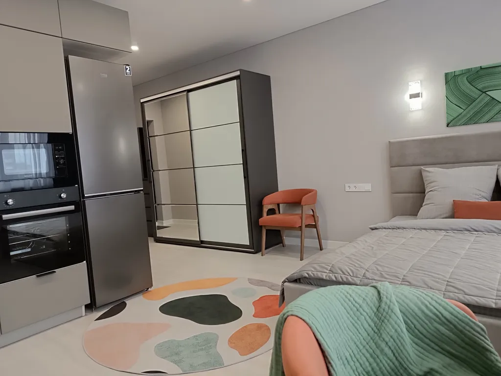 Просторная студия с 4-х местным размещением с видом на город