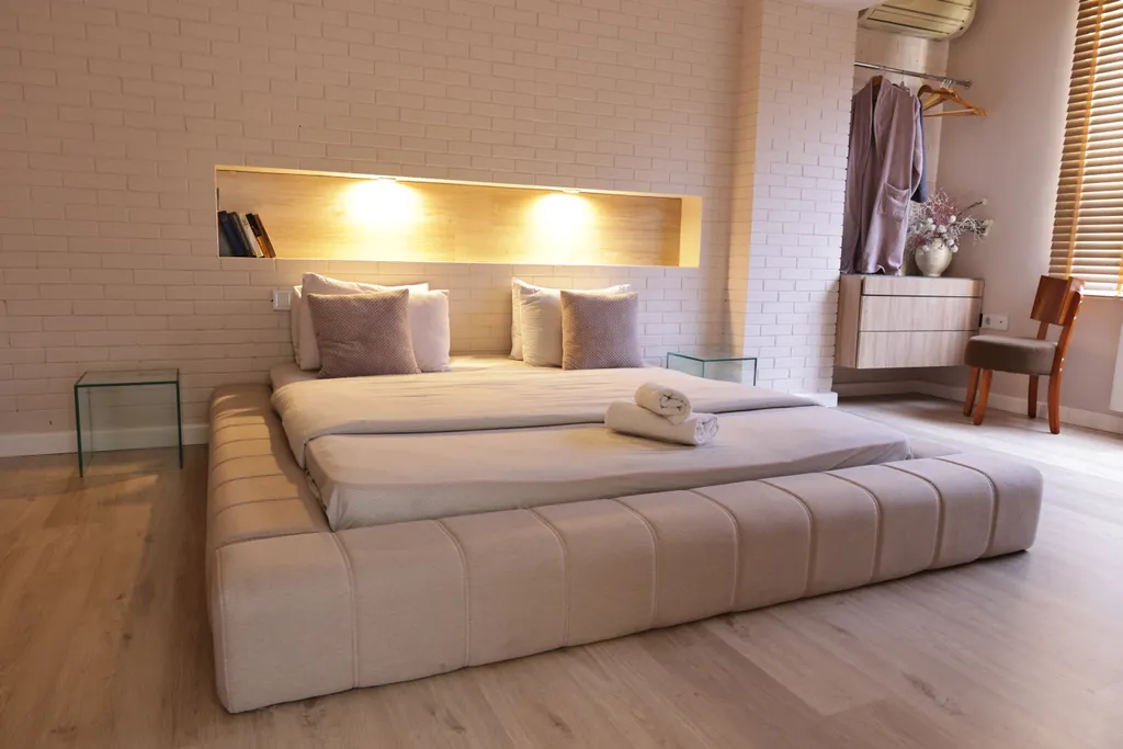 Ambassador apartment