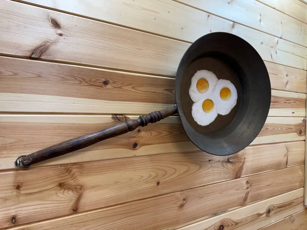 Дизайнерская квартира в деревенском доме в центре города