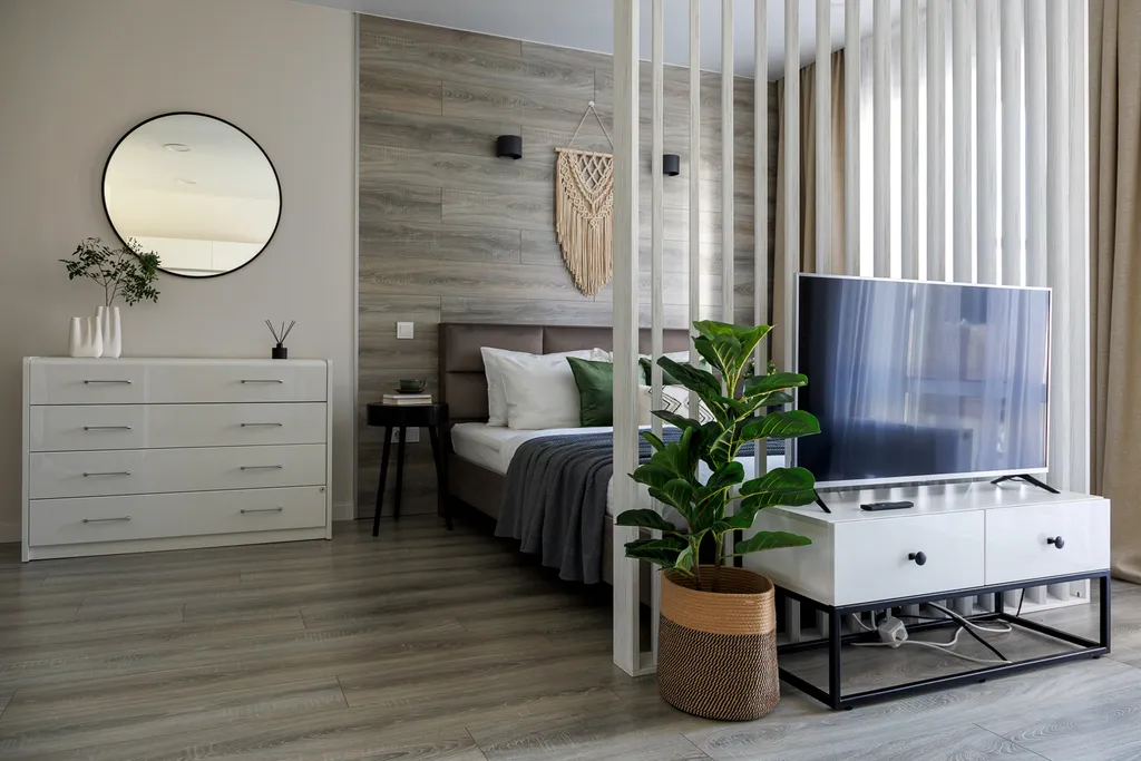 Студия возле 130 квартал с библиотекой на балконе