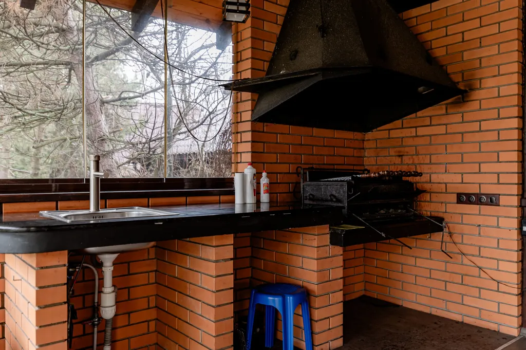 Отличный дом с бассейном и сауной