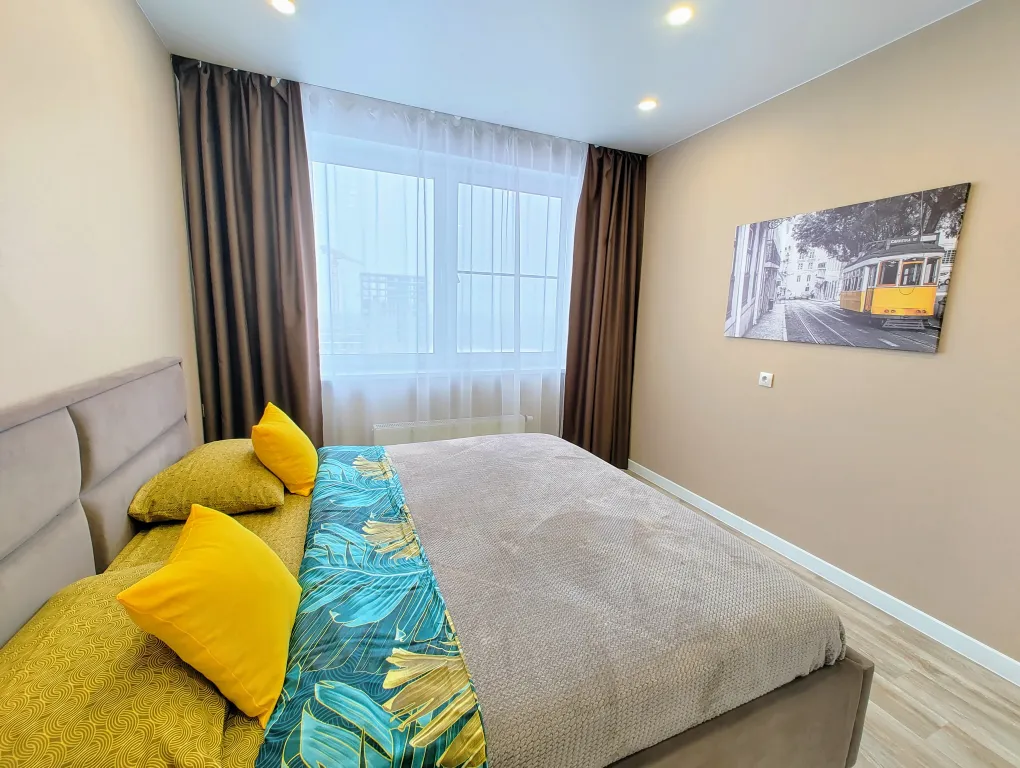 2-х комнатная квартира  с гостиной в квартале в ЖК Новин — аренда посуточно в Сургут