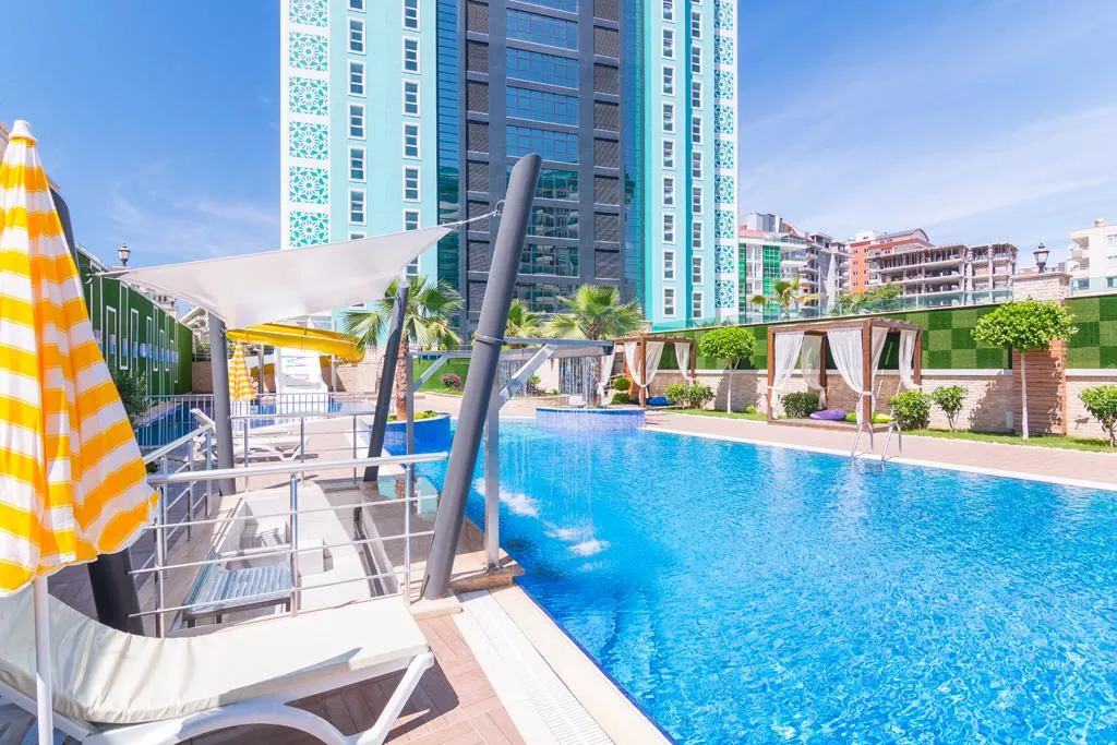 Квартира с видом на море и горы