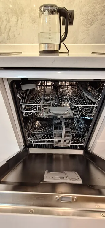 Новая уютная квартира в центре города, на пляже Клеопатра, с бассейном