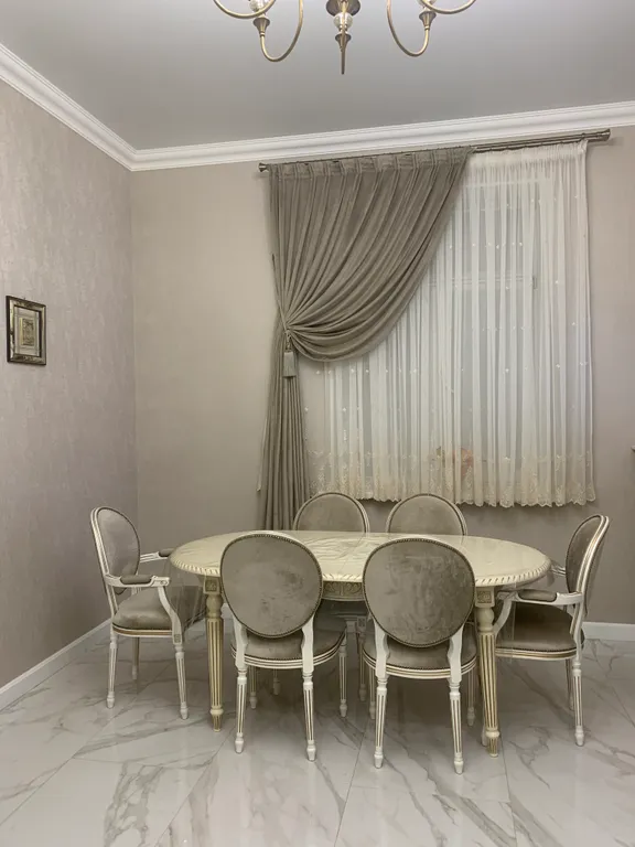 House number one - просторный дом для компании