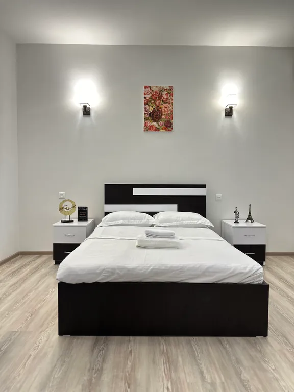 Art family guest house