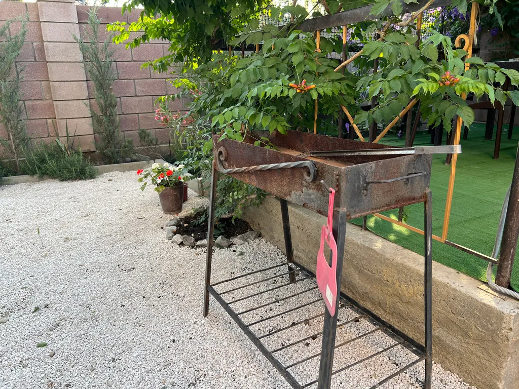 Двухкомнатный дом с кухней на 2 этаже