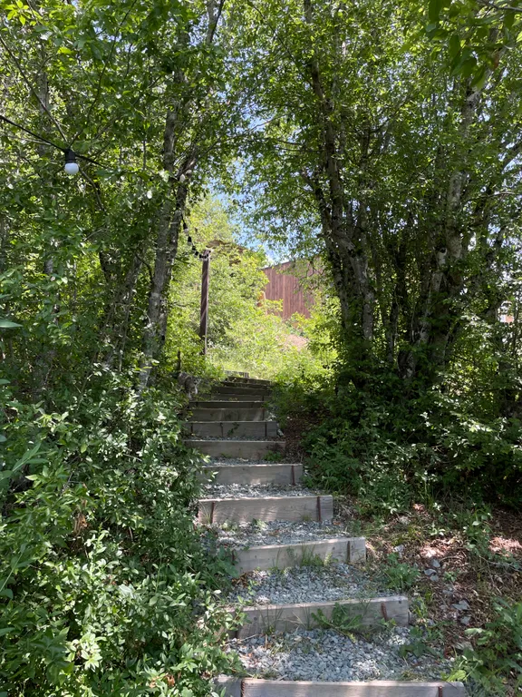 Дом для большой компании с видами на горы и озеро