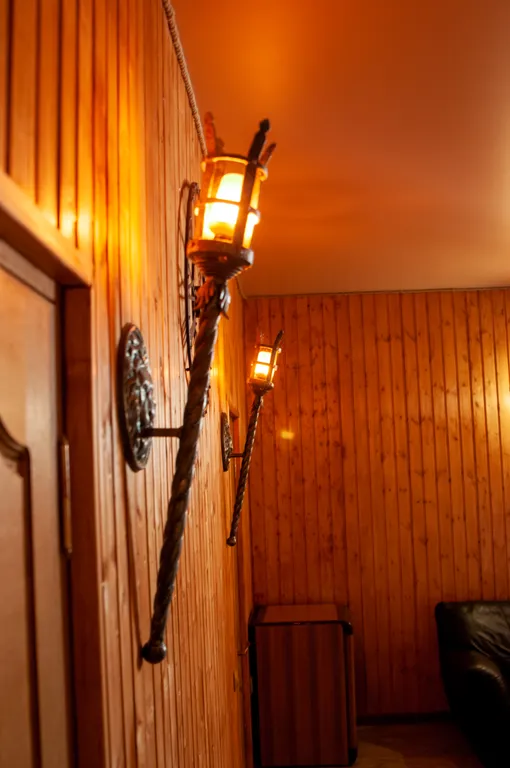 Дом с бассейном