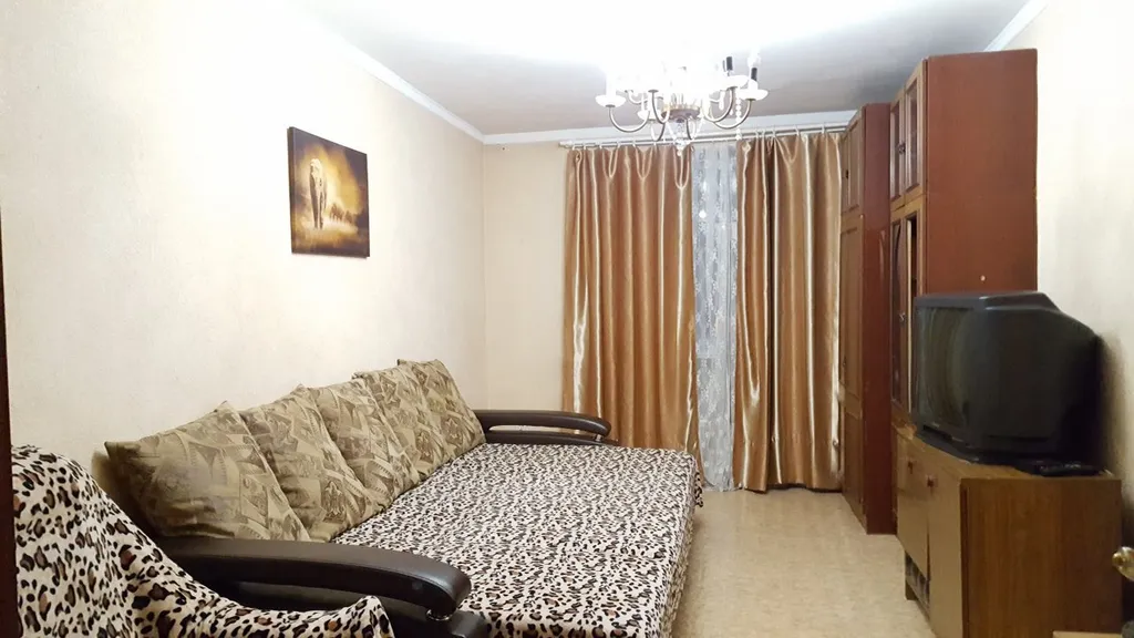 Уютная 2-комнатная квартира в центре с ЖД Вокзал, ТРЦ Вояж — аренда посуточно в Тюмень