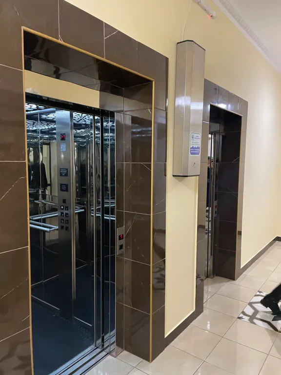 Номер в центре Ялты в 100 метрах от моря в историческом здании 1875 года