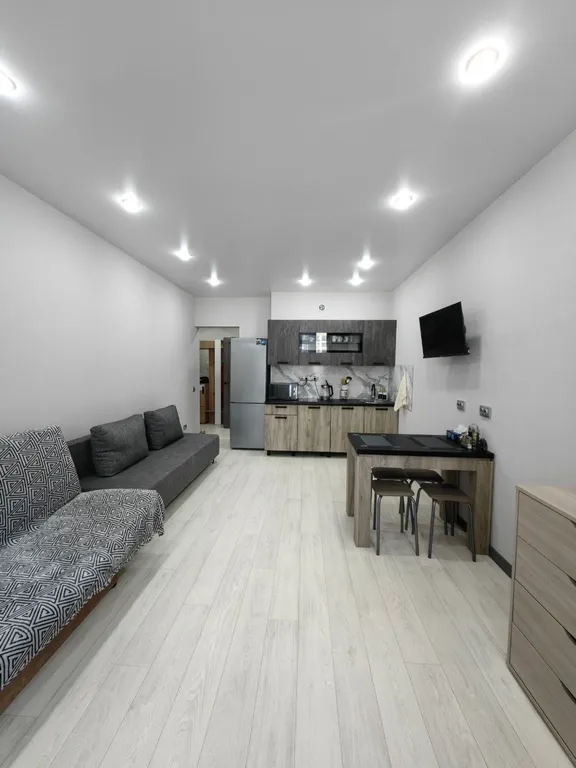 Квартира Комфортная студия рядом с Горным воздухом и ТЦ Реми — аренда посуточно в Южно-Сахалинск