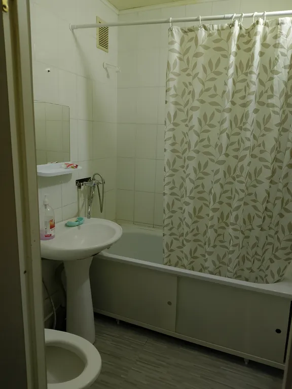 Квартира Квартира в центре — Элиста