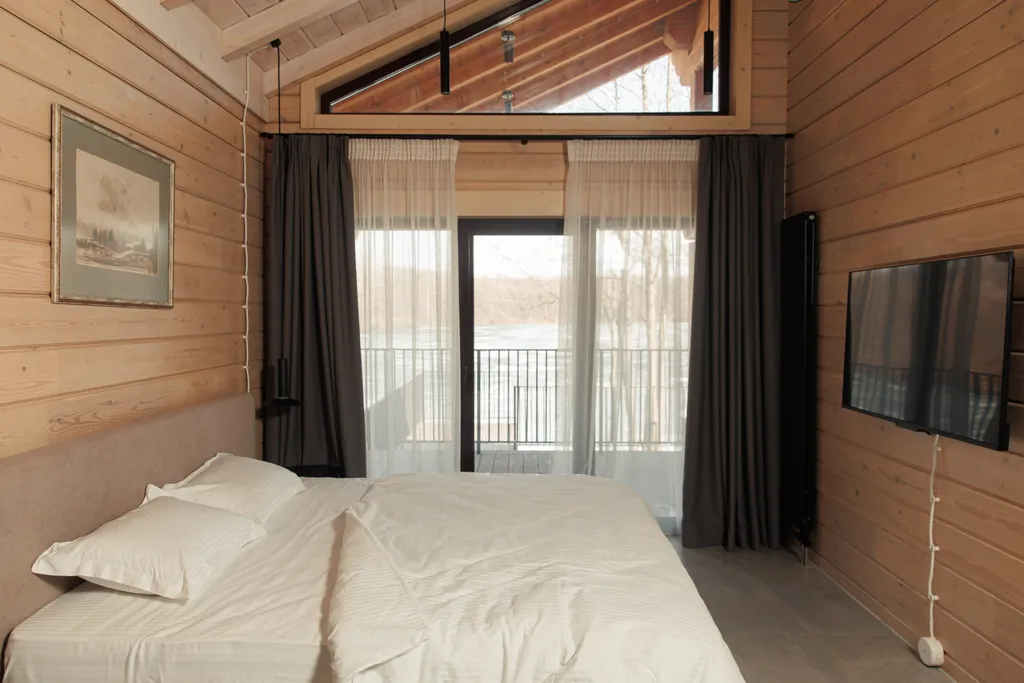 Дом у озера для двоих