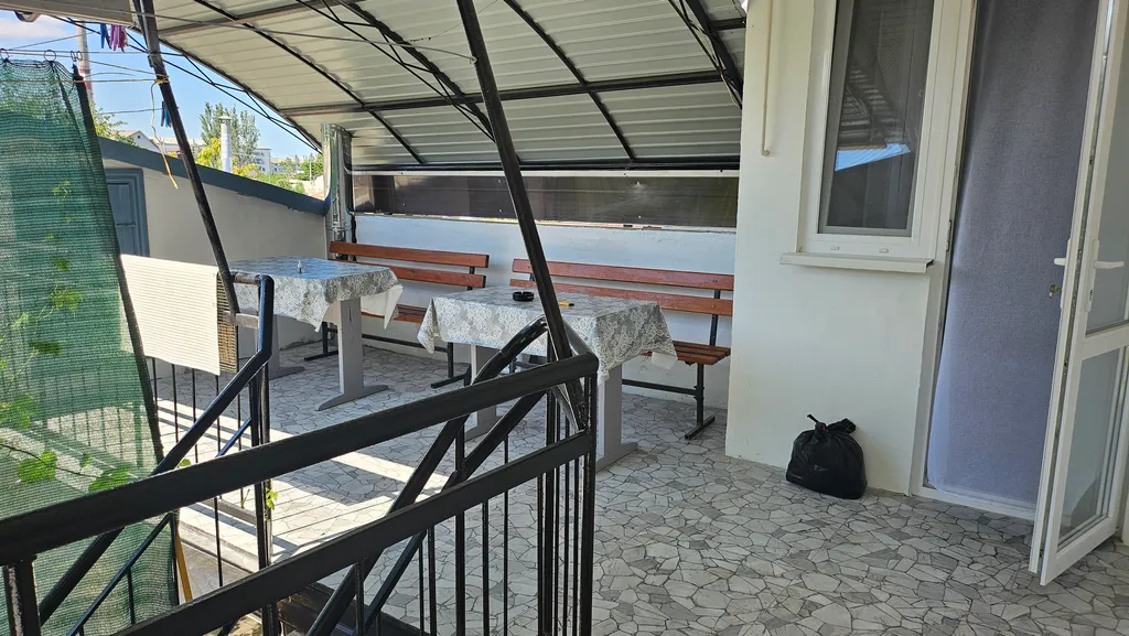 Коттедж Коттедж Двухкомнатный номер с кухней — Феодосия