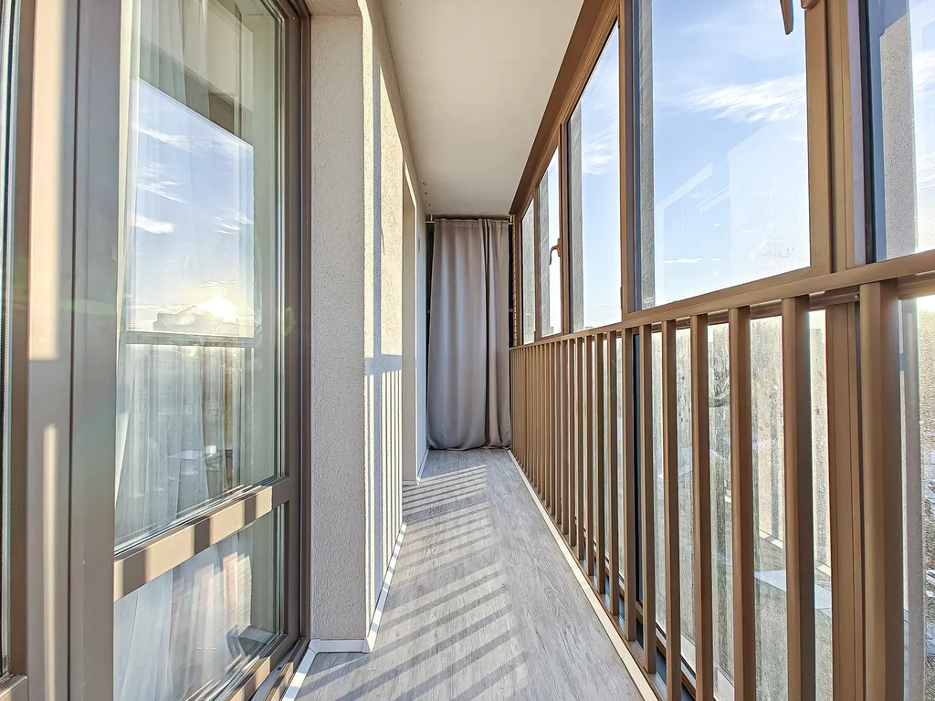 Квартира Солнечная квартира с двумя спальнями и балконом — Новосибирск