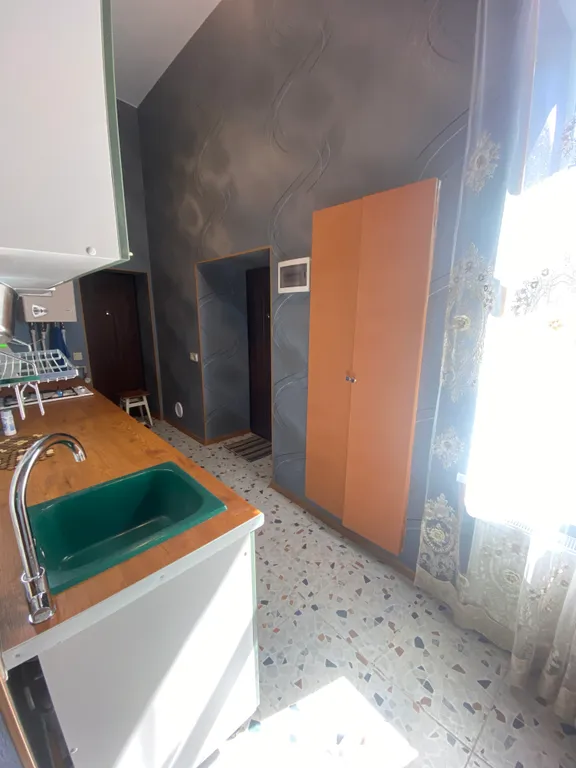 Уникальная квартира с интересным ремонтом и настоящим камином