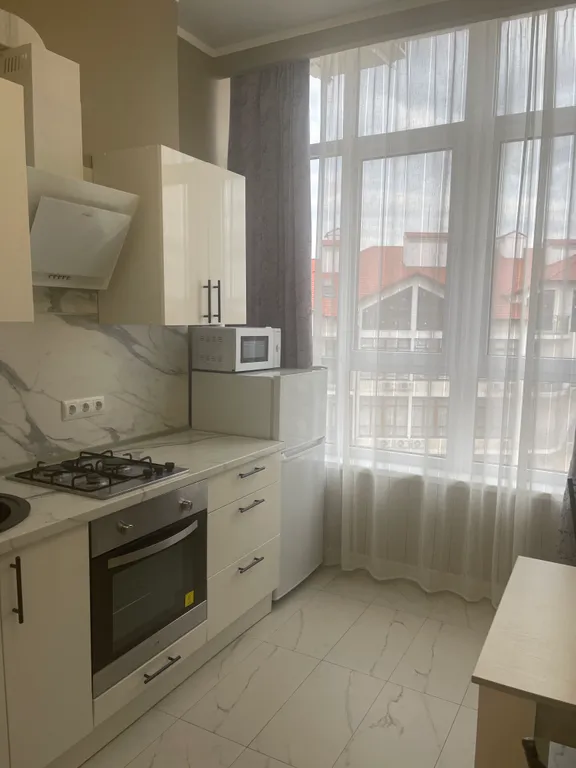 Студия с видом на море