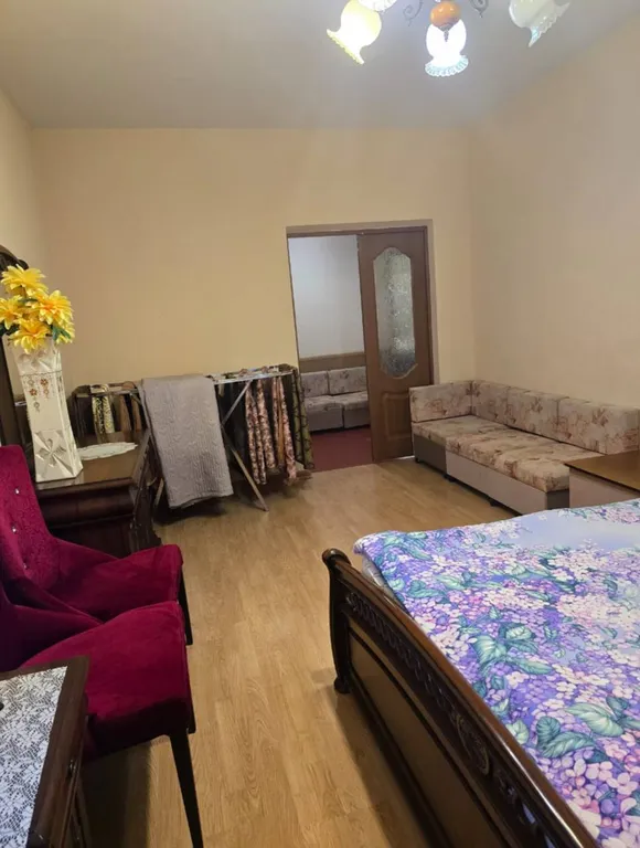 Двухкомнатная квартира класса люкс с балконом в центре города