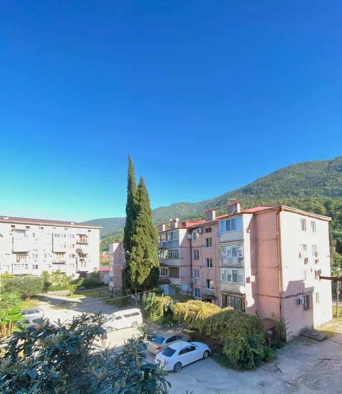 Квартира 2-комнатная квартира в центре в 5 минутах от моря — Гагра