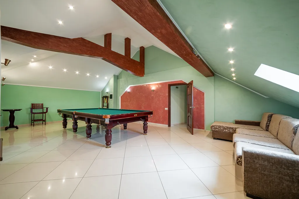 6-комнатный Дом