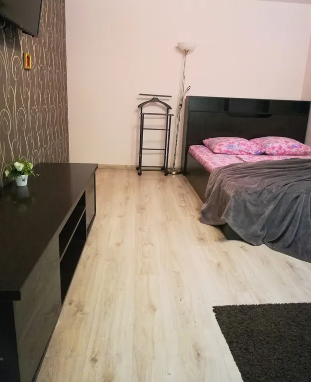 Студия в шаговой доступности от Набережной