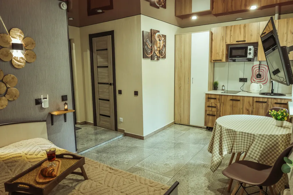 Квартира Отличная Студия напротив СибАДИ в центре Нефтяников — Омск