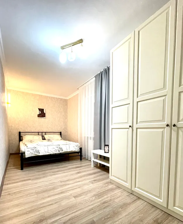 2-комнатная квартира в центре рядом с парком