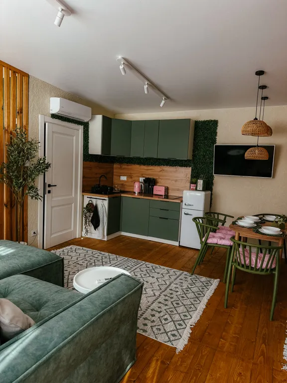 Отдельный дом с баней, террасой,джакузи, парковкой и мангальной зоной