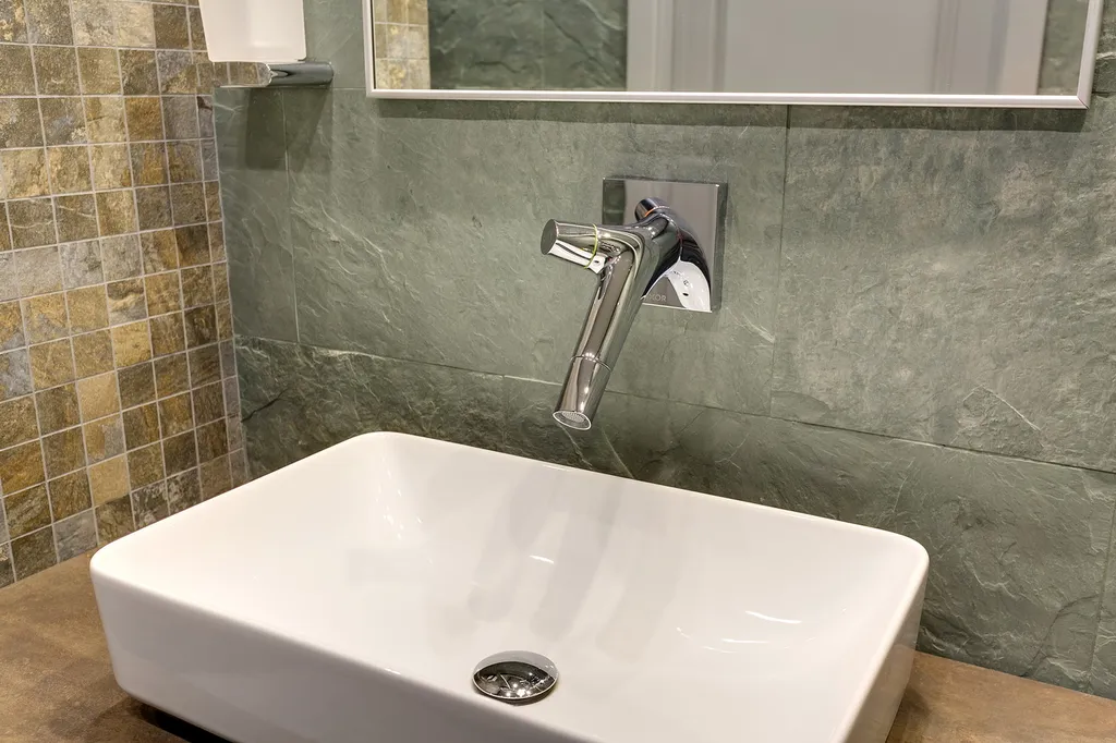 Квартира Квартира Уютный двухуровневый лофт Smart Host на острове Балчуг — Москва