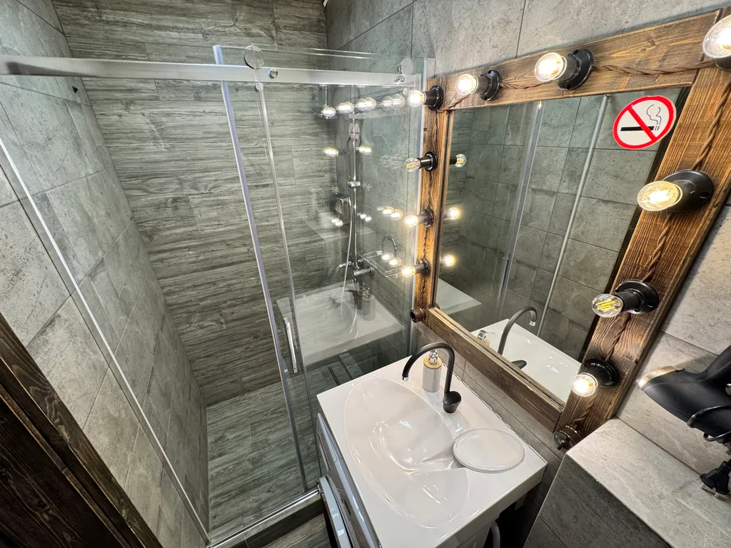 Студия Европа с террасой и кухней