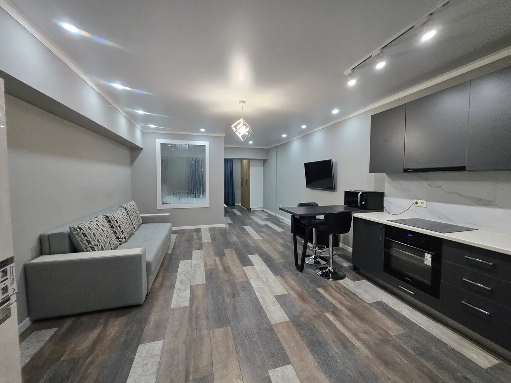 Квартира Стильный апартамент в центре — Алматы