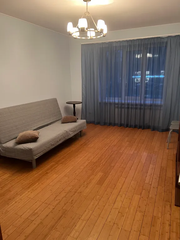 Просторная квартира в центре в 10 минутах до старого города