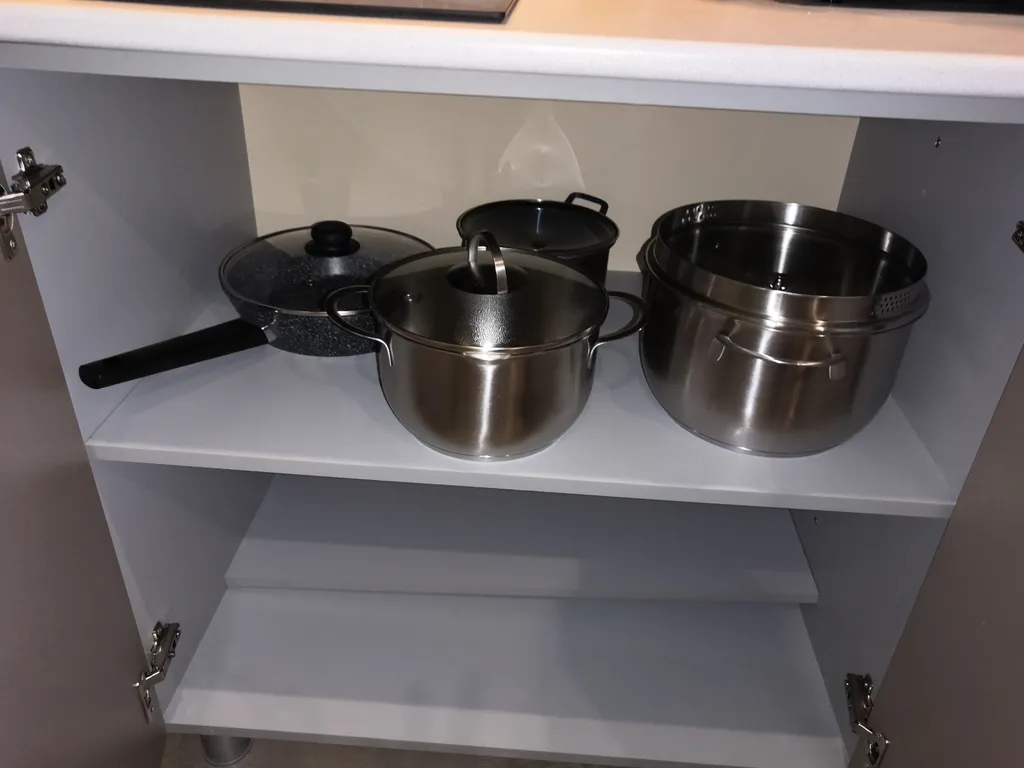 Однушка у склона