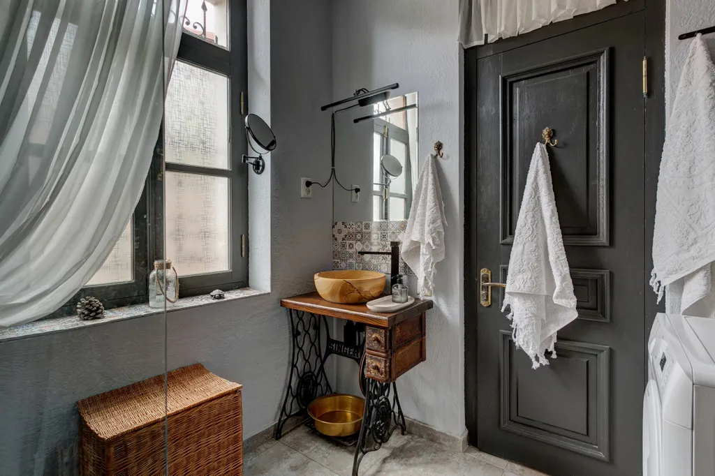 Душевная 2х комнатная квартира в самом сердце исторического Тбилиси.