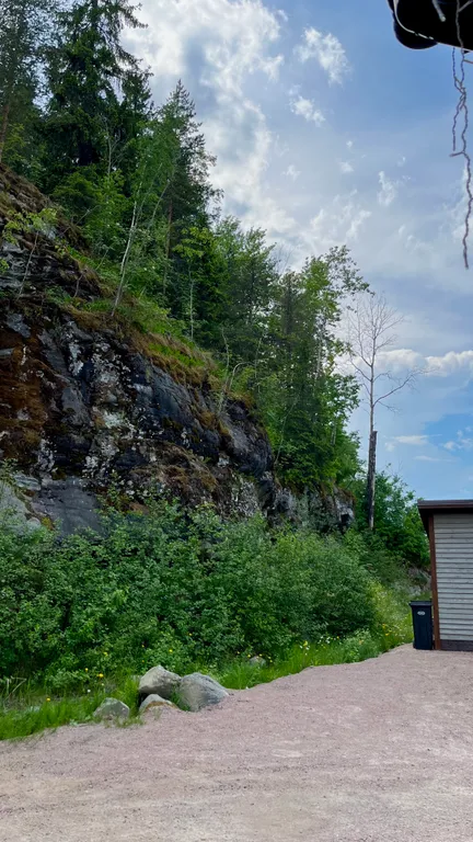 Уютный домик в живописном месте с прекрасными видами