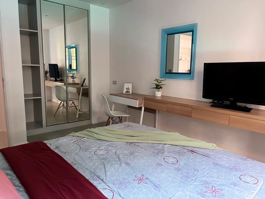 Большая евродвушка в Atlantis