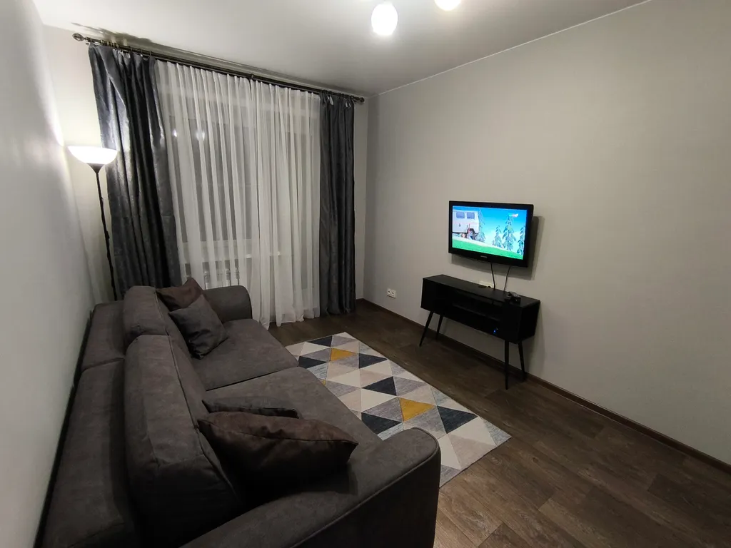 Уютная квартира на набережной в центре города