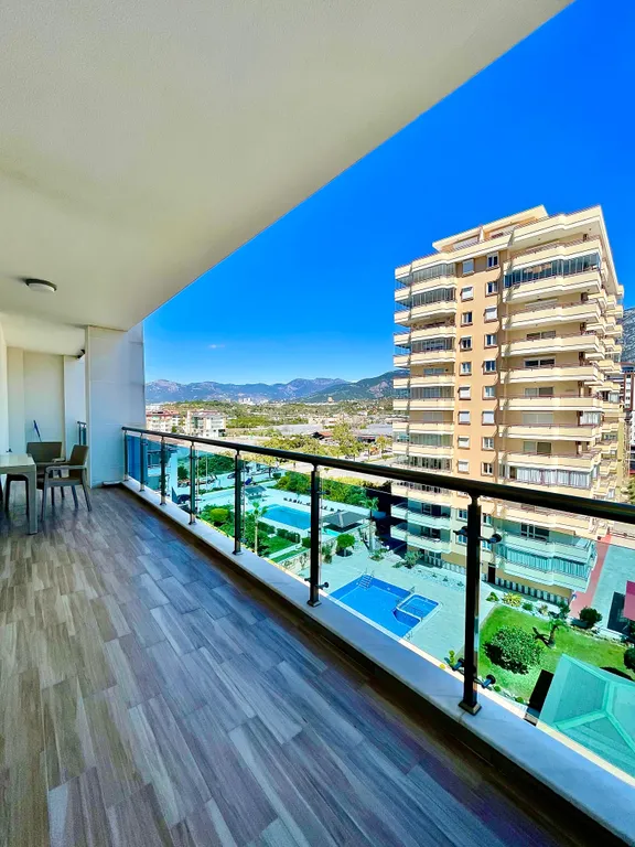 Квартира на берегу средиземного моря Sfera residence