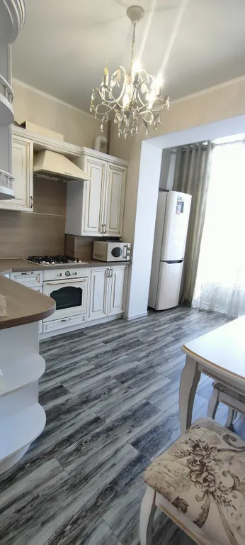 Новая двухкомнатная квартира район между ЖД вокзалом и центром