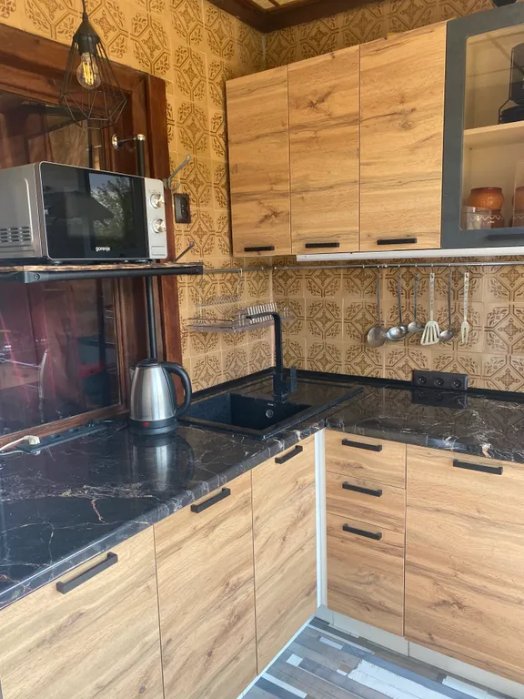 Коттедж Дом с камином в экопоселке у подножья гор — Инкерман