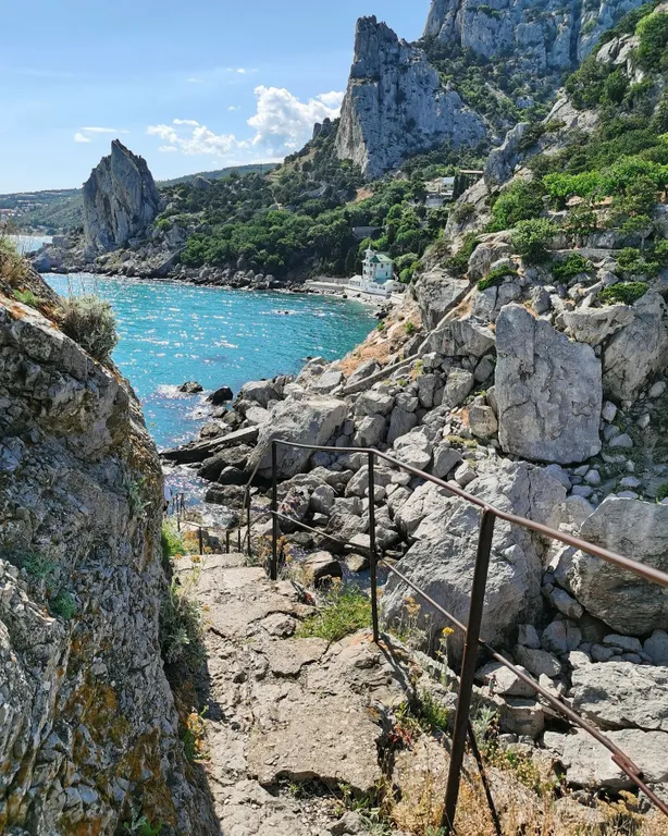 Сказочный домик с террасой в Симеизе