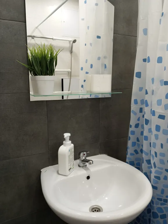 Уютная квартира со свежим ремонтом в новом доме, две кровати