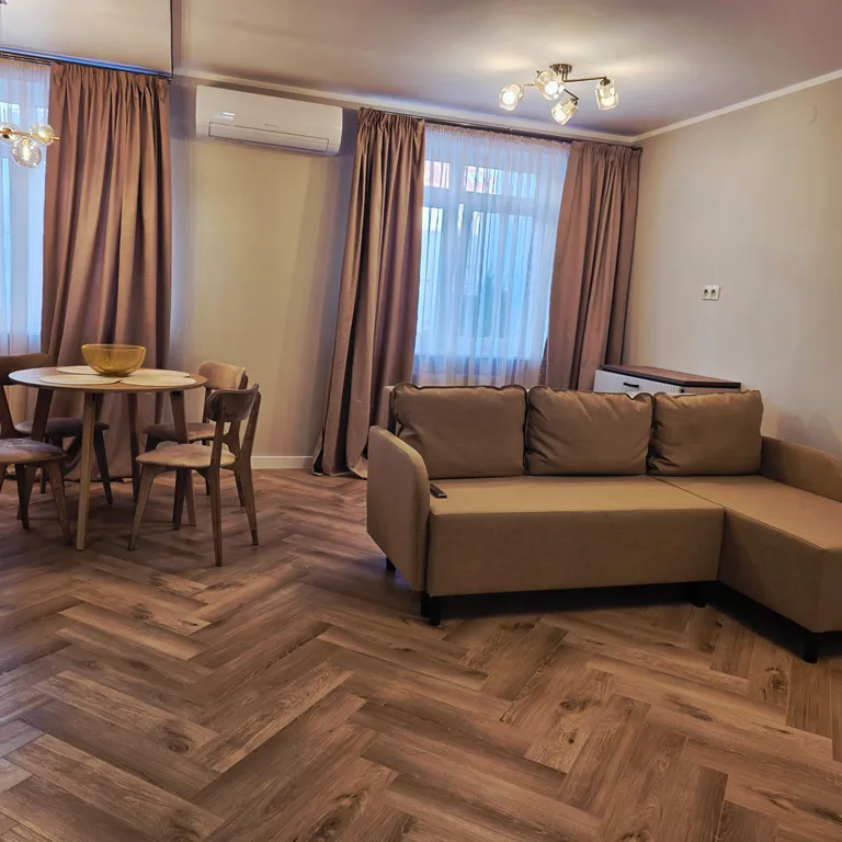 Просторные апартаменты, самый центр, пешеходная улица Советская