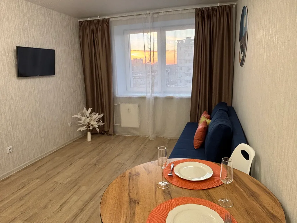 Апартаменты с отличной локацией рядом с ТЦ, Ледовым, парками, аквапарками